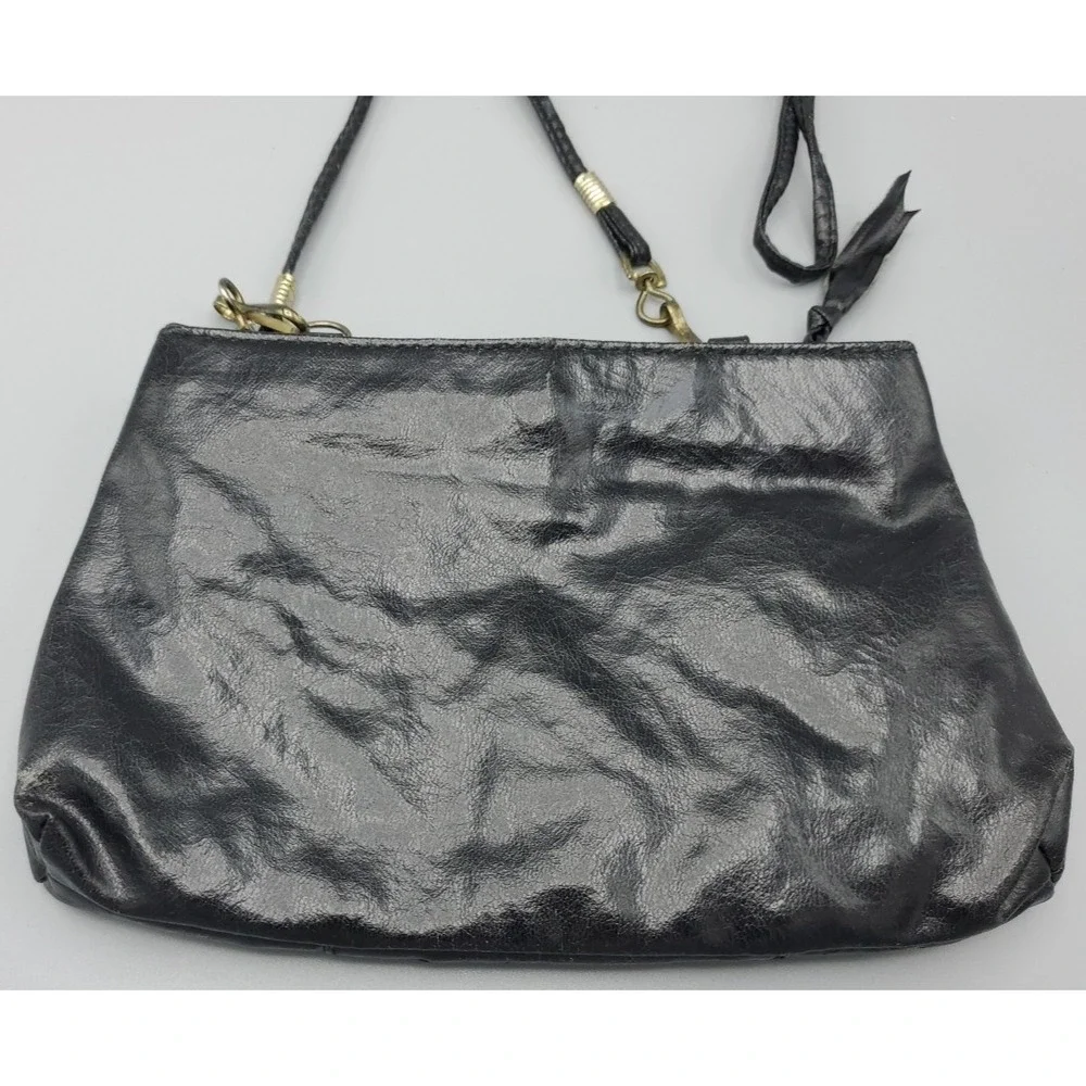 Pacific Connections 80sCrossbody Purse Clutch Leather Embroidered Scallop Ruched